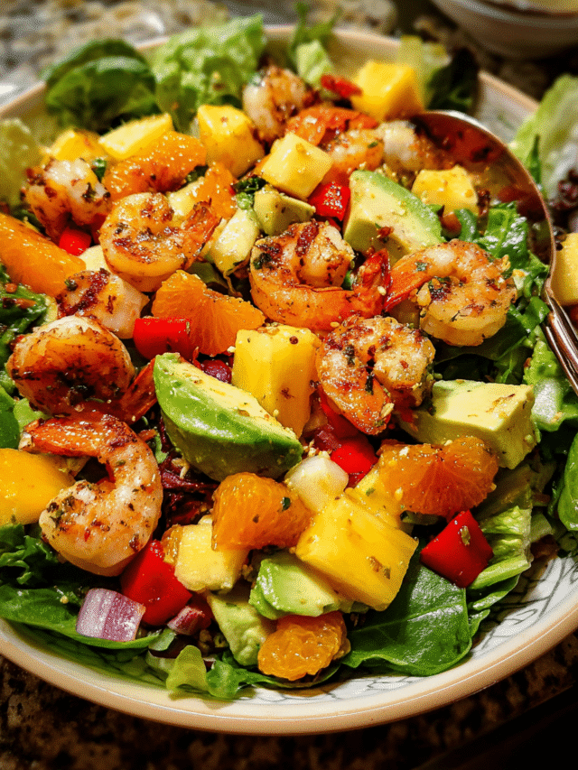 Shrimp avocado salad with tropical fruits