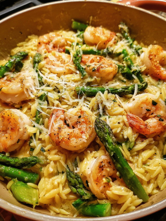 One pan lemon shrimp with orzo and asparagus