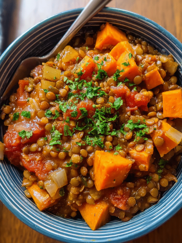 Meal Prep Moroccan Instant Pot Lentils in bowl with rice