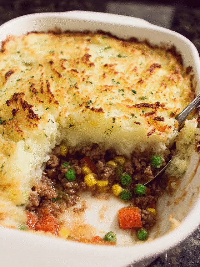 Easy shepherd’s pie baked with golden mashed potato topping