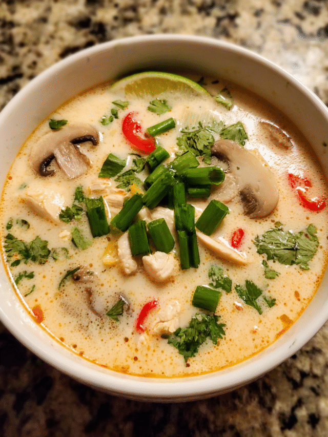 cropped-Thai-coconut-soup1.png